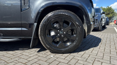 Land Rover Defender 2.0 P400e X-Dynamic S 110 5dr Auto Estate